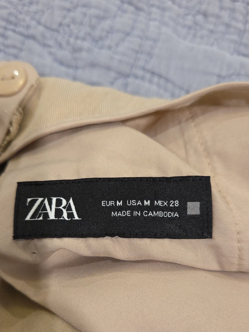 ZARA Pleated Wide-Leg Flowy Trousers in Beige - Size M (Excellent Condition)